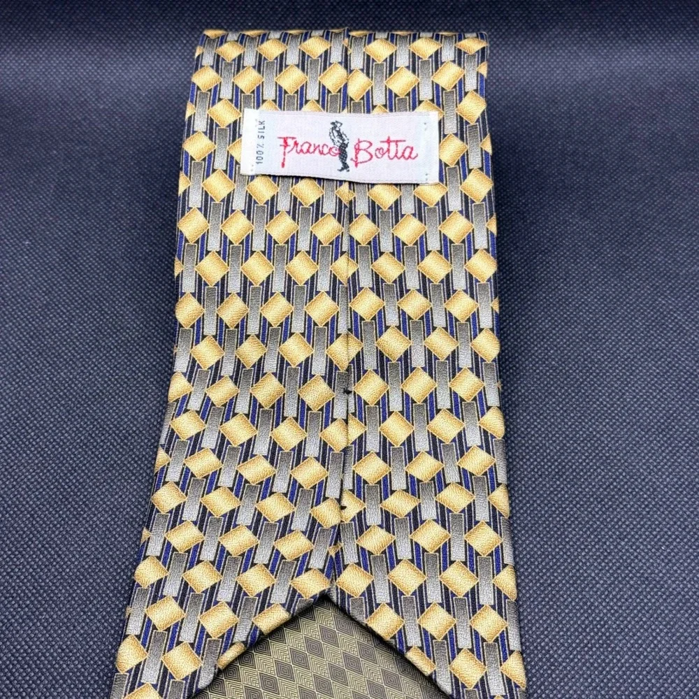 Vintage 1990s Franco Botta Gold Diamond Pattern Silk Tie 4